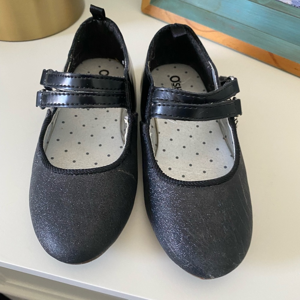 Black sparkle Osh Kosh Girl’s dress shoes